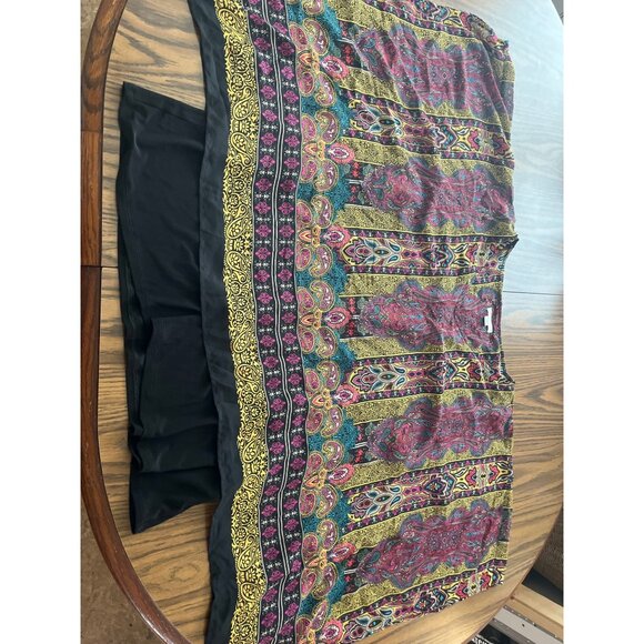 EST. 1946 burgundy black paisley batwing sleeved top size XL - Picture 6 of 6